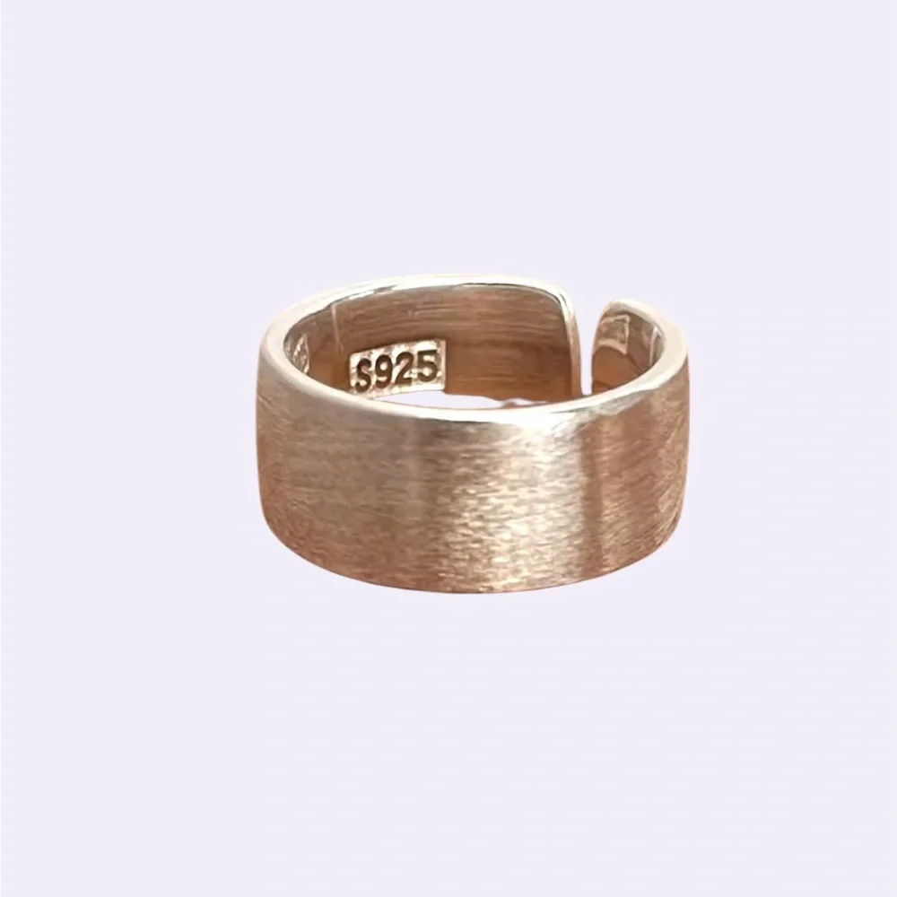 Adjustable .925 Silver thumb Ring